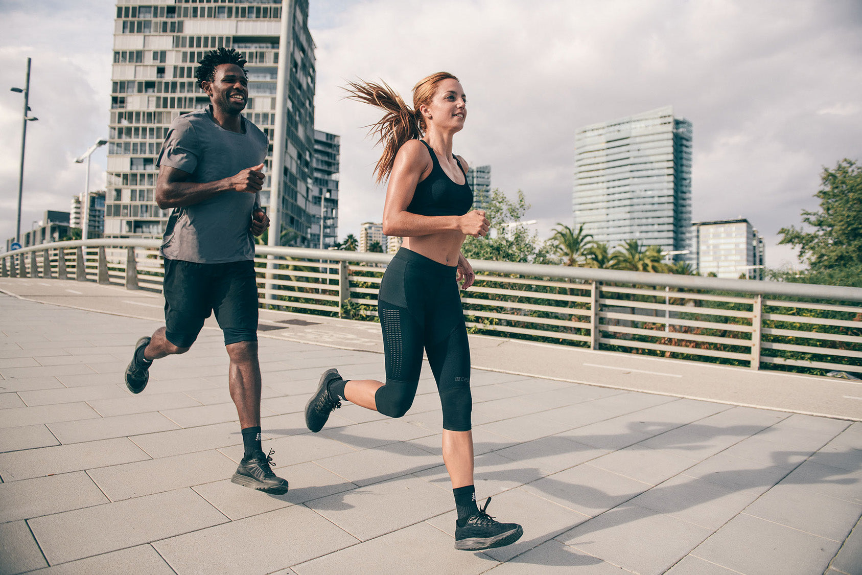 Nike Lightweight Running arm compression sleeves – Soccer Sport