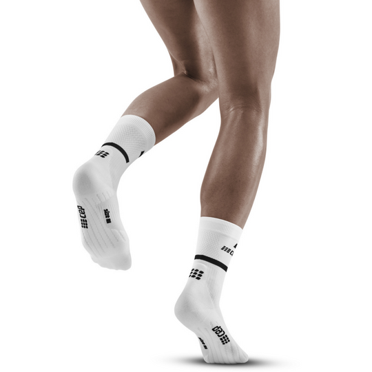 The Run Compression Mid Cut Socks 4.0, Women, White, Back View Model