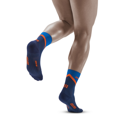 Chevron Mid Cut Compression Socks, Men, Peacoat/Blue, Back View Model