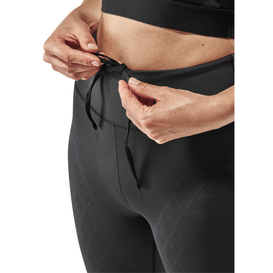 The Run Support Shorts, Women, Black, Front Detail