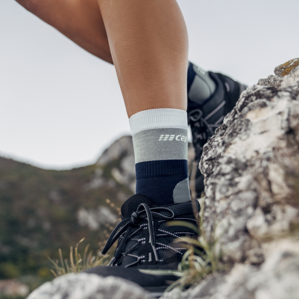 Men\'s Hiking Light Merino Mid Cut Compression Socks – CEP Compression | Kompressionsstrümpfe
