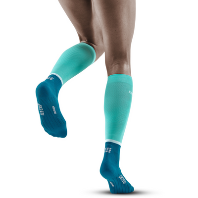 The Run Compression Tall Socks 4.0, Women, Ocean/Petrol, Back View Model