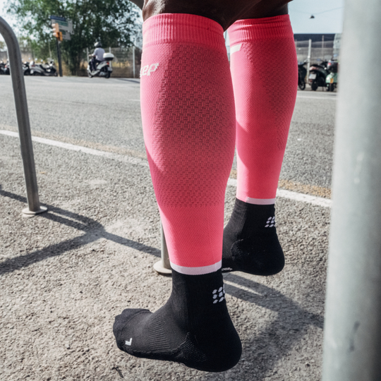 The Run Compression Ψηλές Κάλτσες 4.0, Γυναίκες, Ροζ/Μαύρο, Lifestyle 2