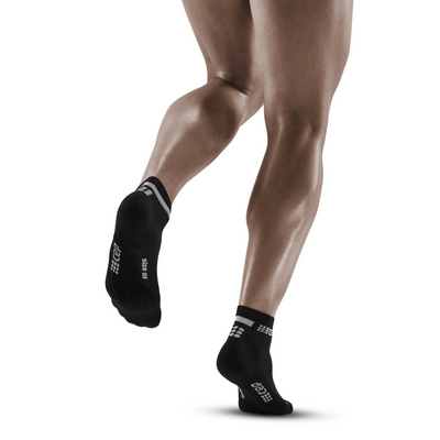 The Run Low Cut Socks 4.0, Men, Black, Back View Model