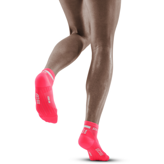 The run calcetines bajos 4.0, mujer, rosa, modelo vista trasera