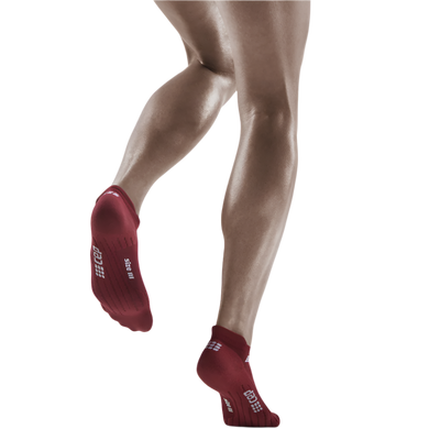 The Run No Show Socks 4.0, Women, Dark Red, Back View Model