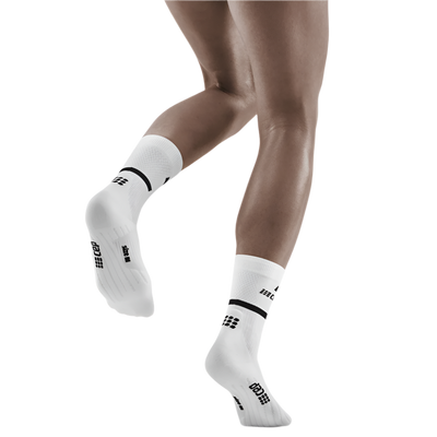 The Run Compression Mid Cut Socks 4.0, Women, White, Back View Model