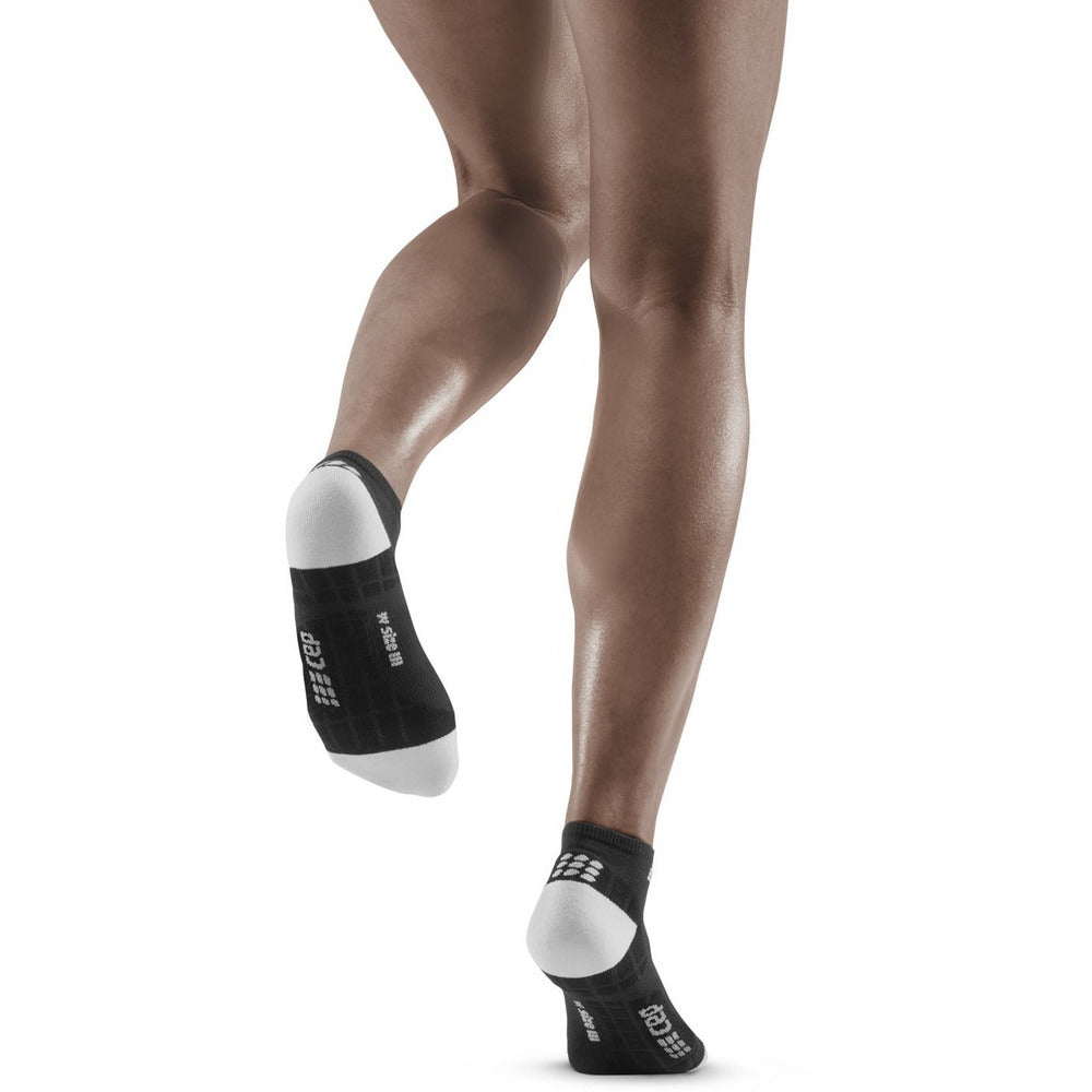 Calcetines de compresión ultraligeros de corte bajo, mujer, negro/gris claro, modelo vista atrás