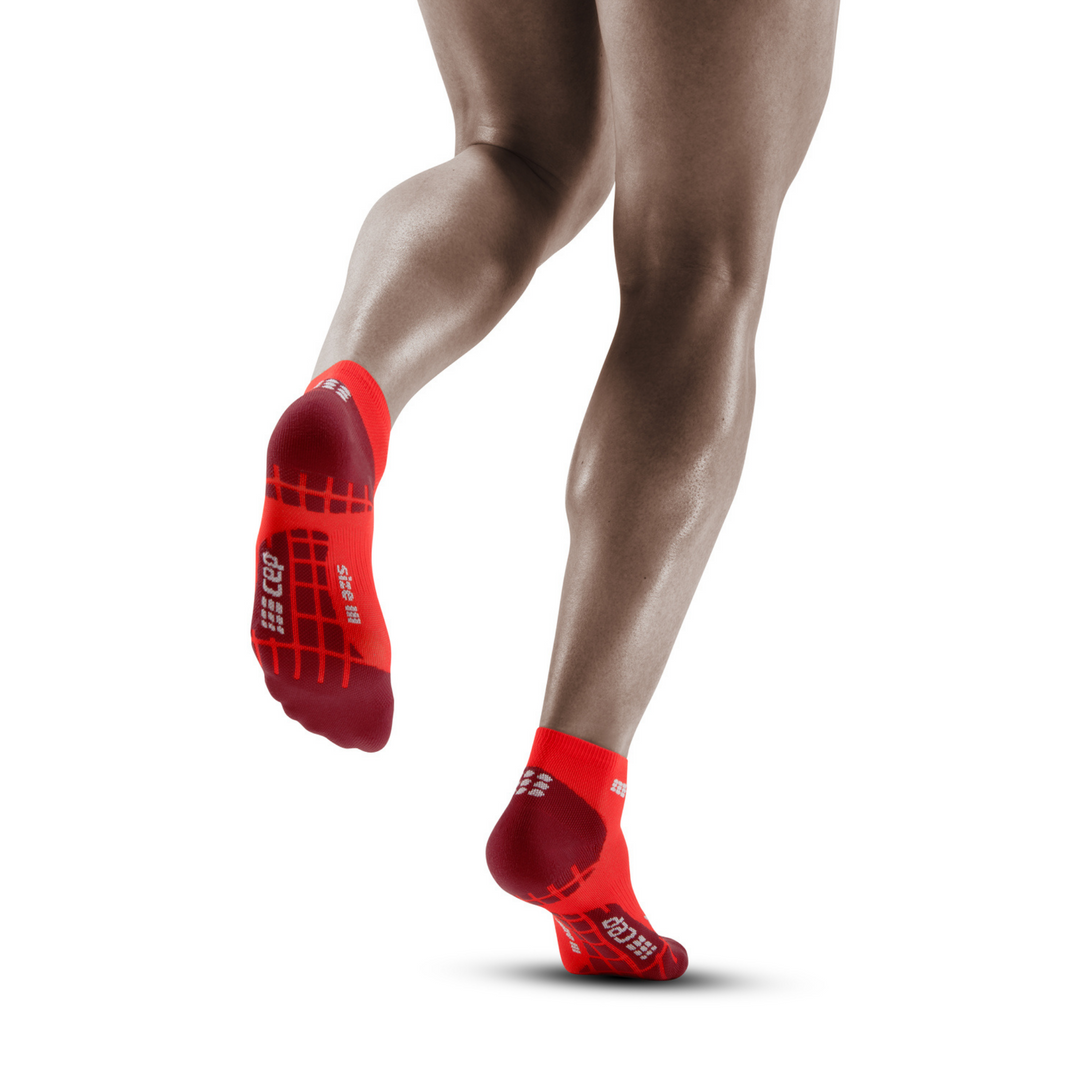Εξαιρετικά Ελαφριές Κάλτσες Συμπίεσης Χαμηλής Κοπής, Ανδρικές, Λάβα/Κόκκινες, Μοντέλο Οπίσθιας Όψης