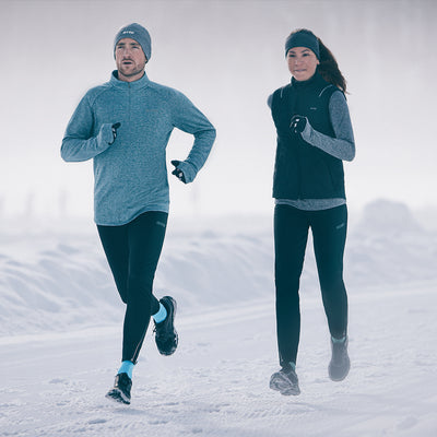 Winter Run Quarter Zip Pullover, Men, Black Melange, Lifestyle 2