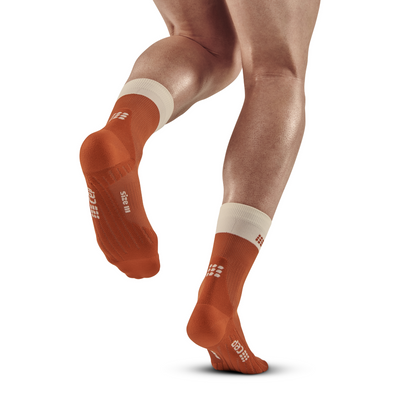 Bloom Mid Cut Compression Socks, Men, Ginger/White, Back-View Model