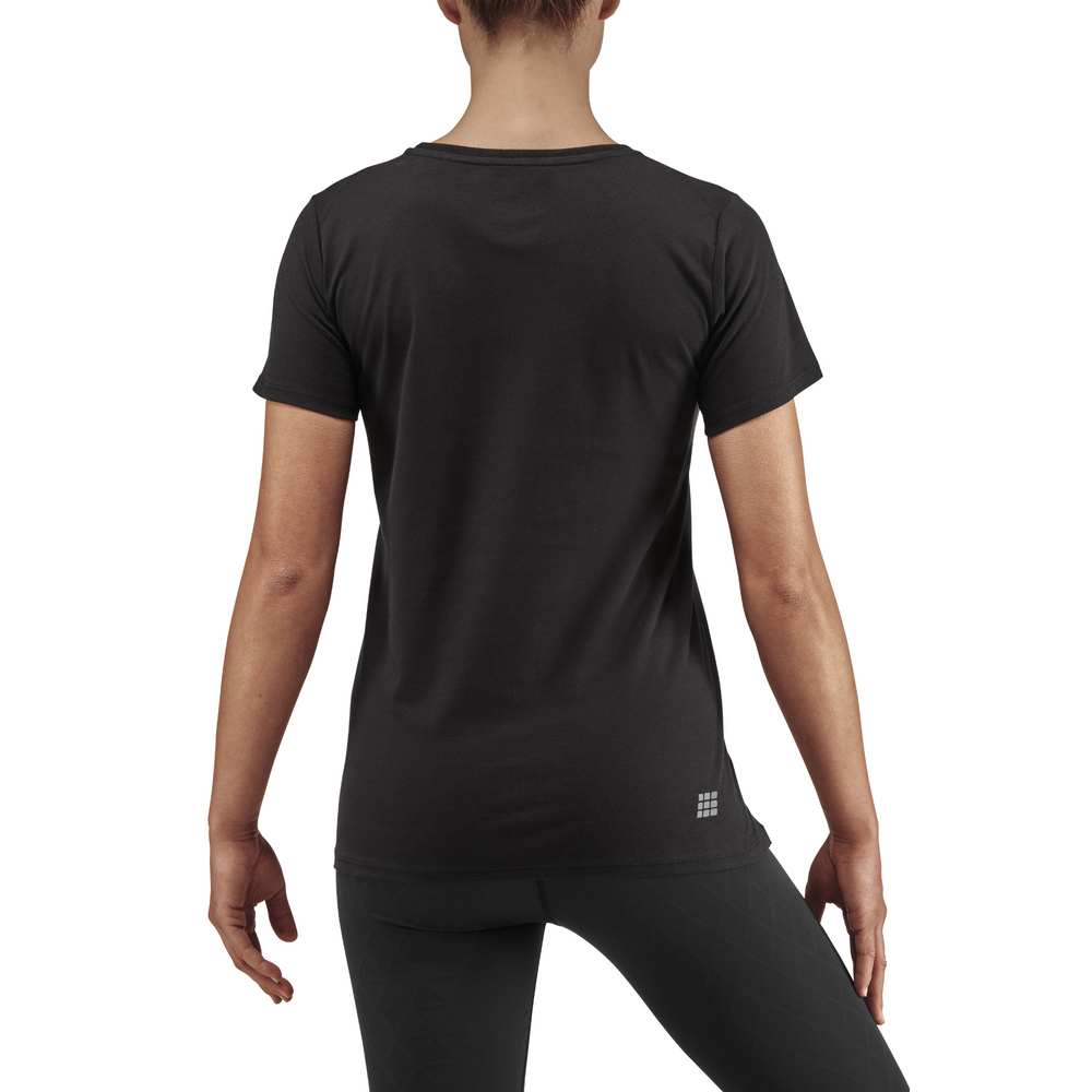 Camisa manga curta, feminina, preta, modelo com vista traseira