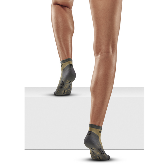 Πεζοπορία Ελαφριές Κάλτσες Συμπίεσης Μερίνο Χαμηλής Κοπής, Γυναικείες, Μπεζ/Γκρι, Μοντέλο Πίσω Όψης