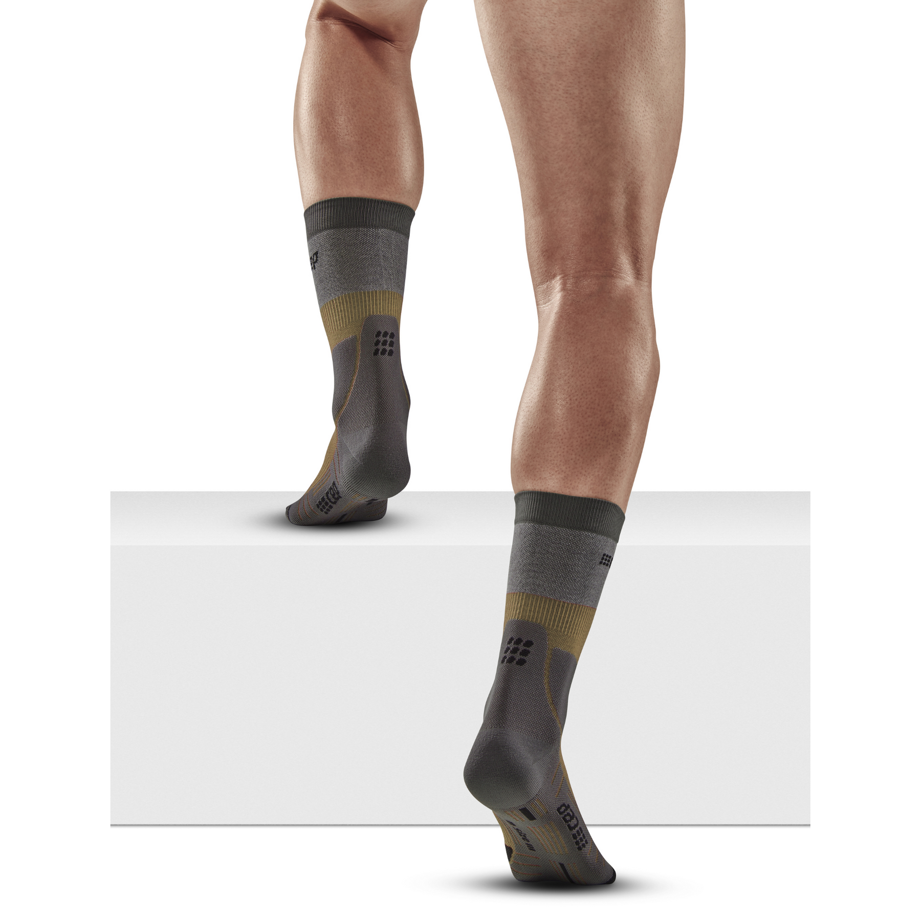 Merino high compression socks CEP Compression V2 - Men's clothing - Winter  Sports