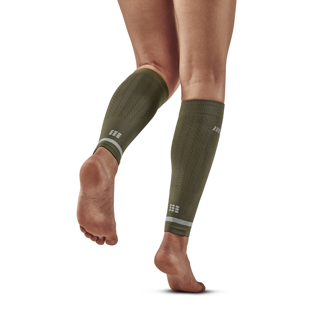 The Run Compression Calf Sleeves 4.0, Women, Olive, Back View Model