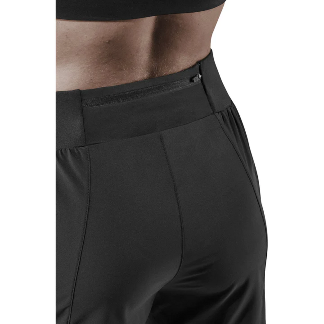 Run Loose Fit Shorts, Women, Black, Pocket Detail