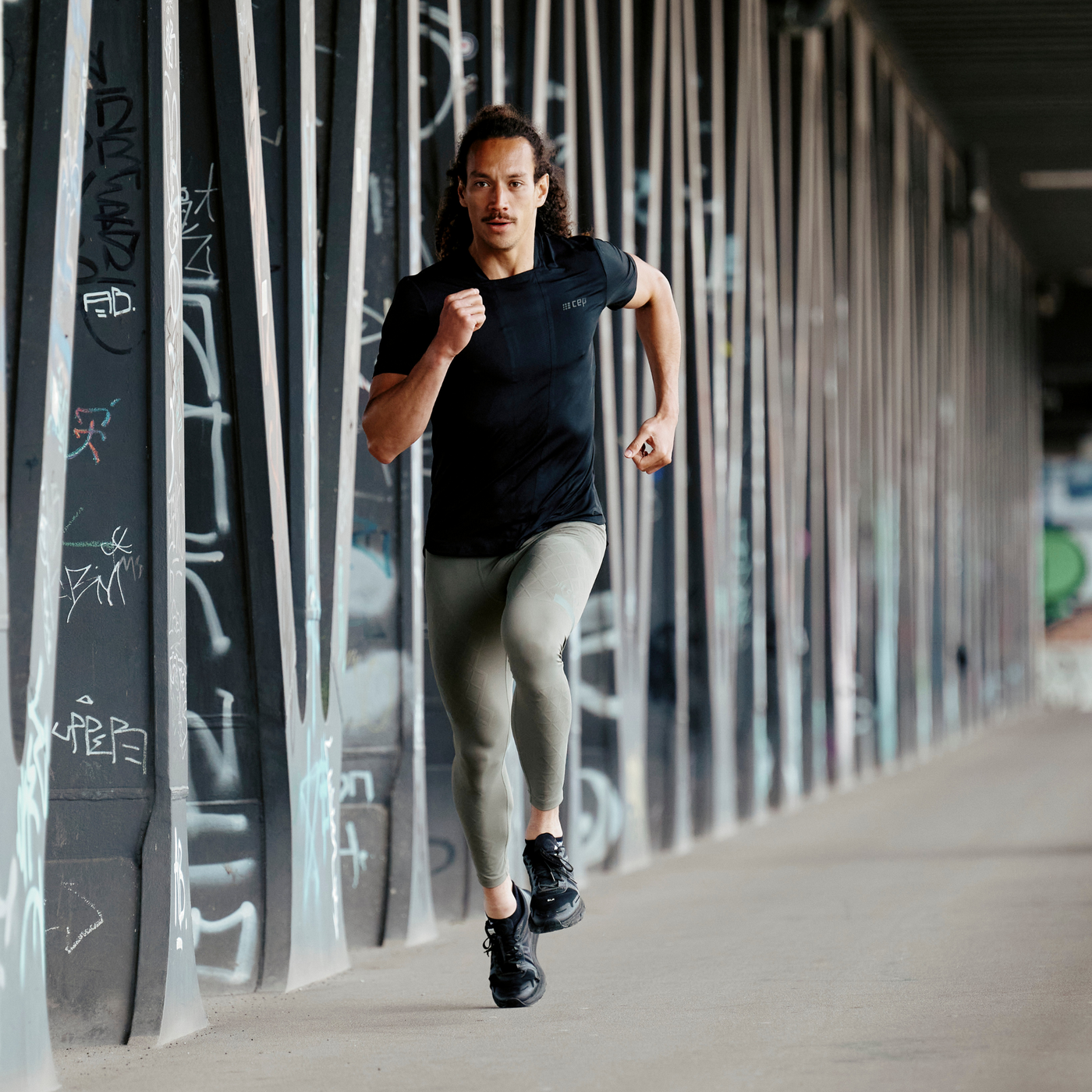 Run Short Sleeve Shirt 4.0, Men, Olive, Lifestyle