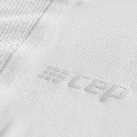 Camisa run manga curta 4.0, feminina, branca, detalhe de logo