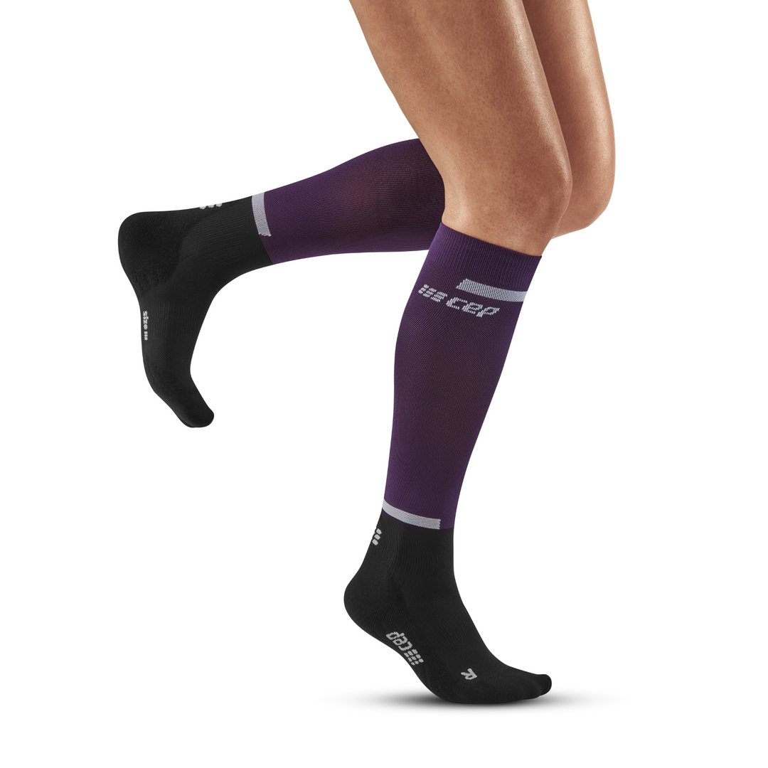The run calcetines altos de compresión 4.0, mujeres, violeta/negro