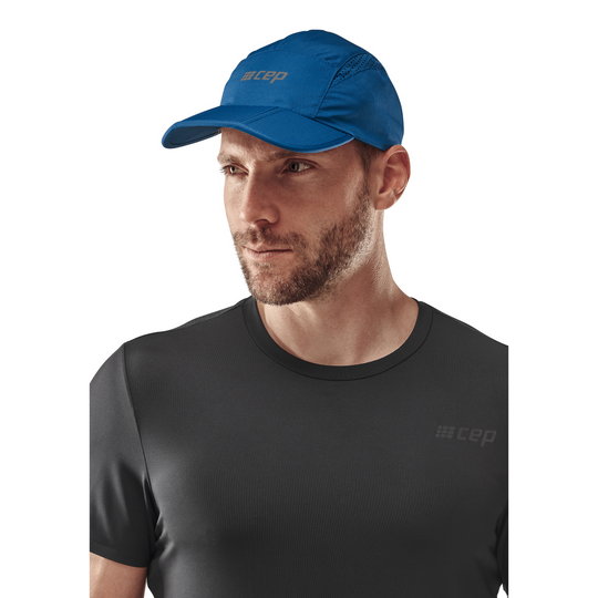 Boné run, azul, modelo vista frontal, masculino