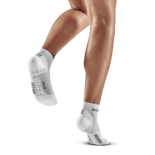 Εξαιρετικά Ελαφριές Κάλτσες Συμπίεσης Χαμηλής Κοπής, Γυναικείες, Carbon/Λευκό, Μοντέλο Πίσω Όψης