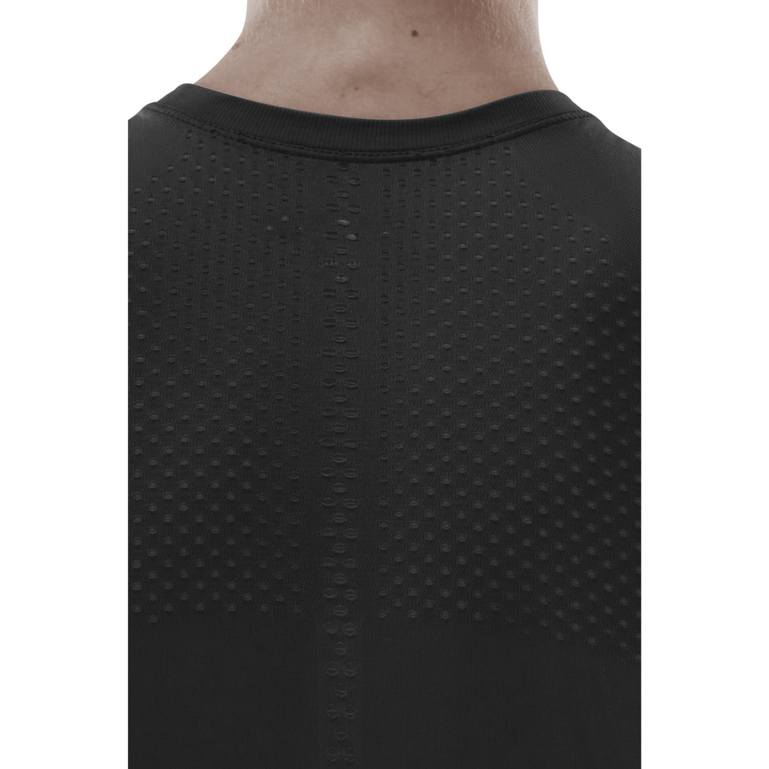Camisa ultraleve manga longa, feminina, preta, detalhe nas costas