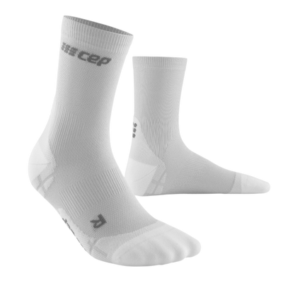 Ultralight Short Compression Socks, Women, Carbon/White, Front View
