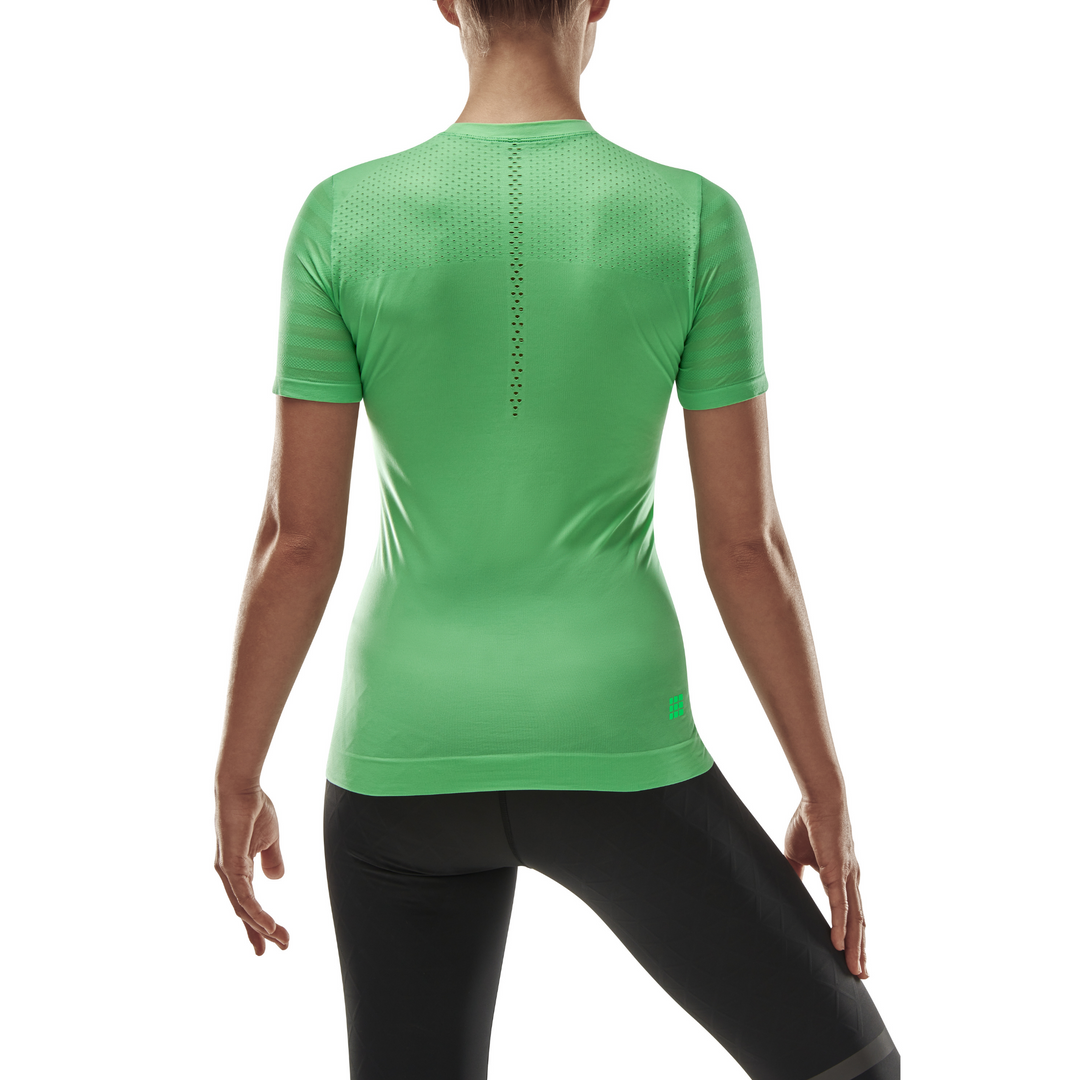 Camisa ultraligera de manga corta, mujer, verde, modelo vista espalda