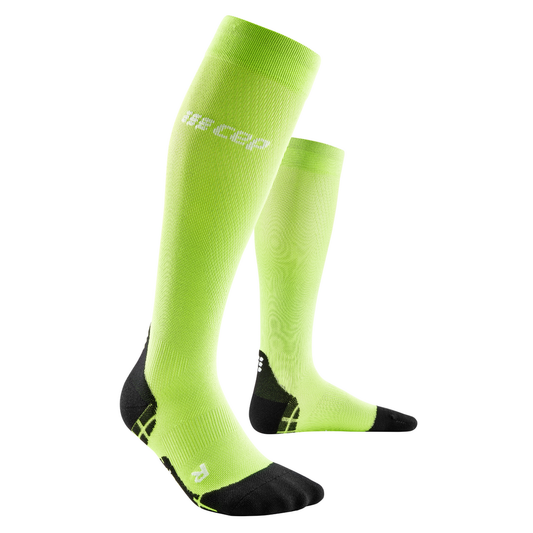 Υπέρελαφρες Ψηλές Κάλτσες Συμπίεσης, Ανδρικές, Πράσινες Λάμψης, Μπροστινή Όψη